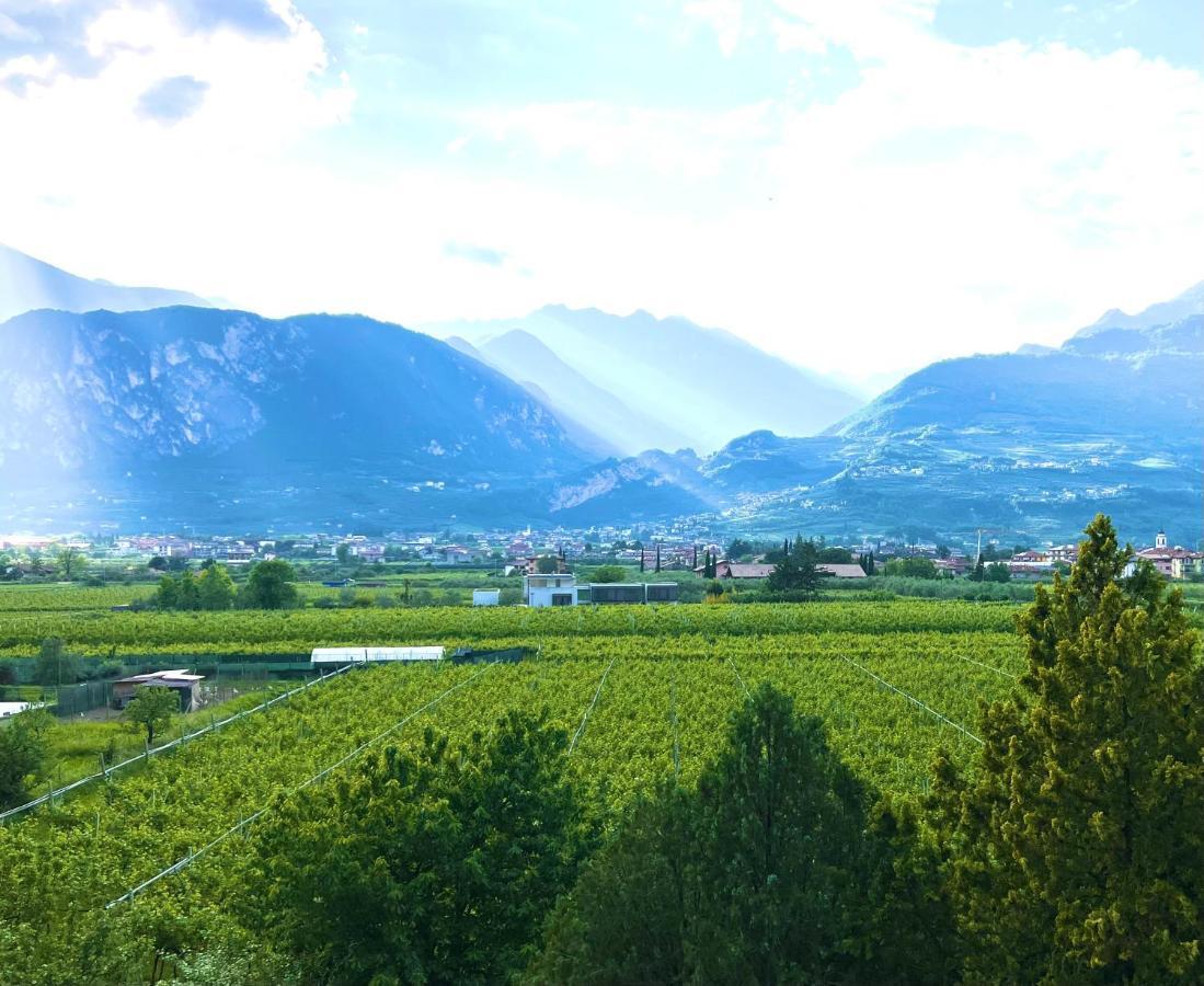G-House Modernes Apartment Mit Tollem Ausblick Riva del Garda Esterno foto