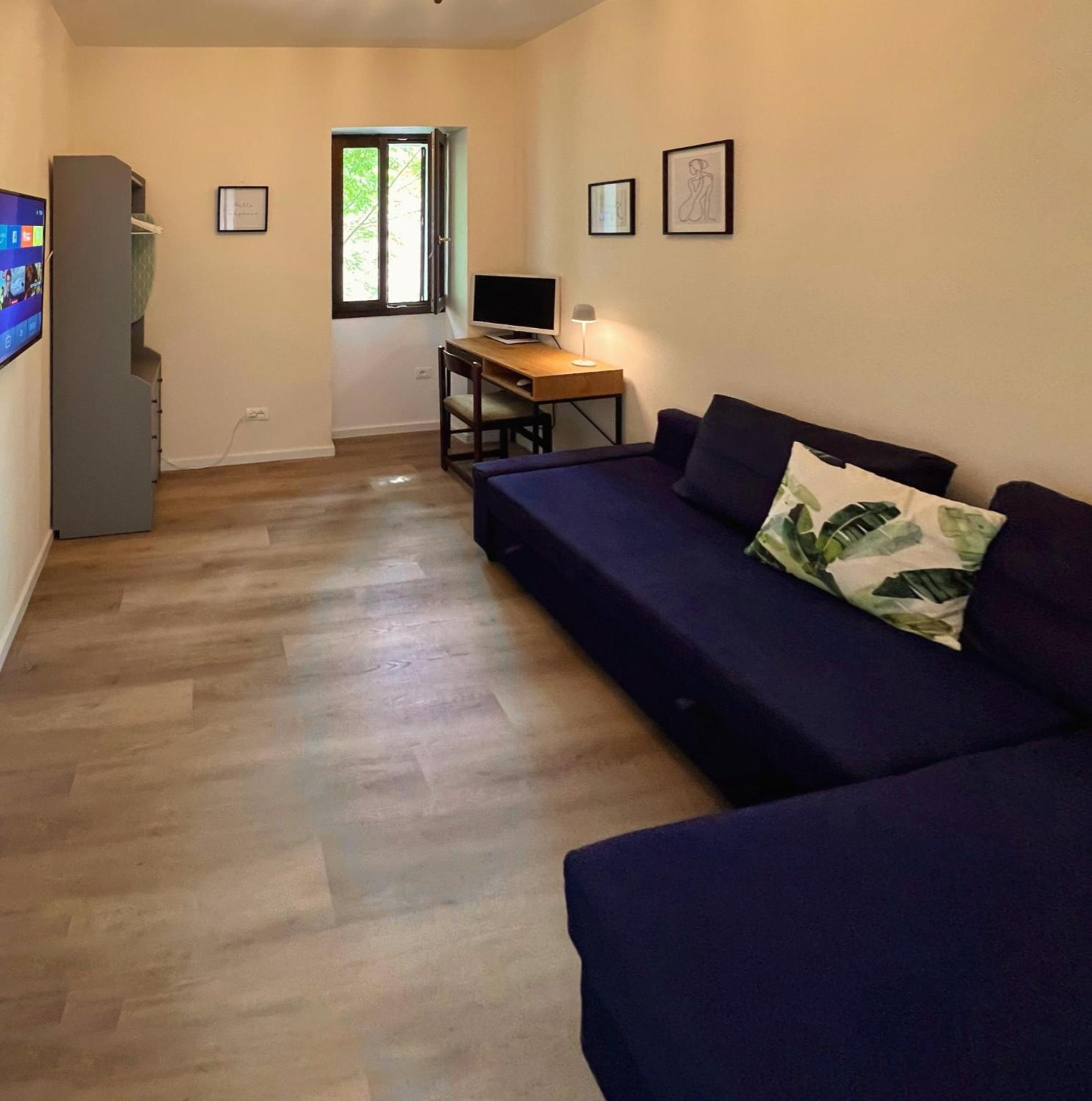 G-House Modernes Apartment Mit Tollem Ausblick Riva del Garda Esterno foto